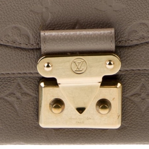 Marceau✨Louis Vuitton flap bag chain bag turtle dove Empreinte bag LV crossbody - Picture 4 of 13